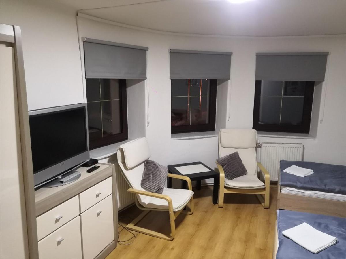 Penzion Ubytovani U Parku S Parkovistem Ceska Lipa Luaran gambar