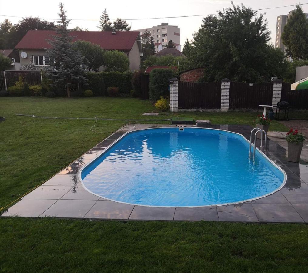 Penzion Ubytovani U Parku S Parkovistem Ceska Lipa Luaran gambar